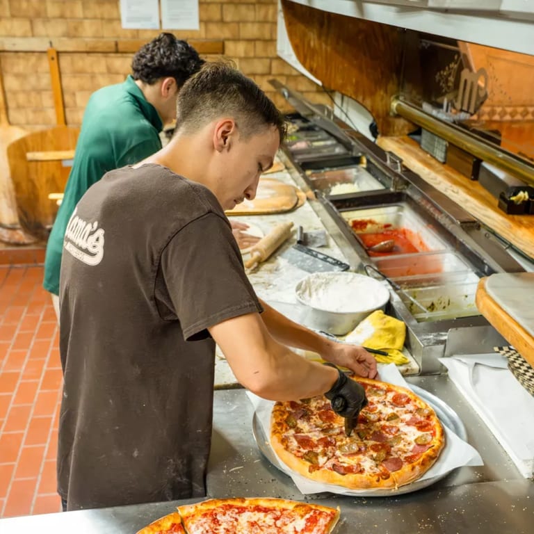 Visit Us Today! 🍕