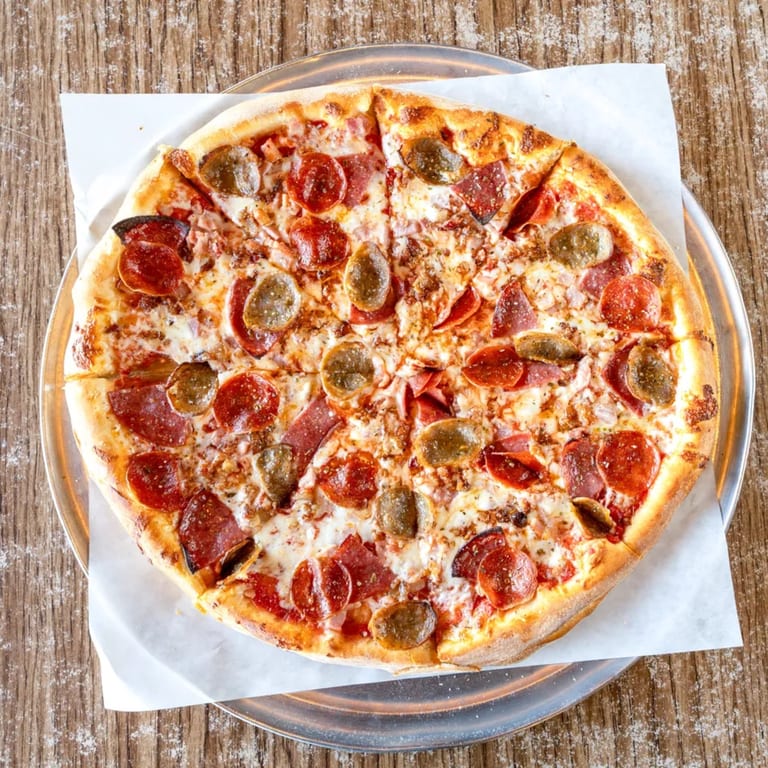 Oro Valleys Go-To Pizza for Catering since 1980