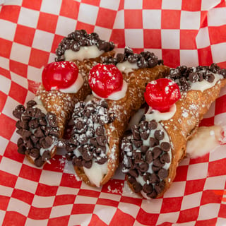 Mini Cannoli Trio